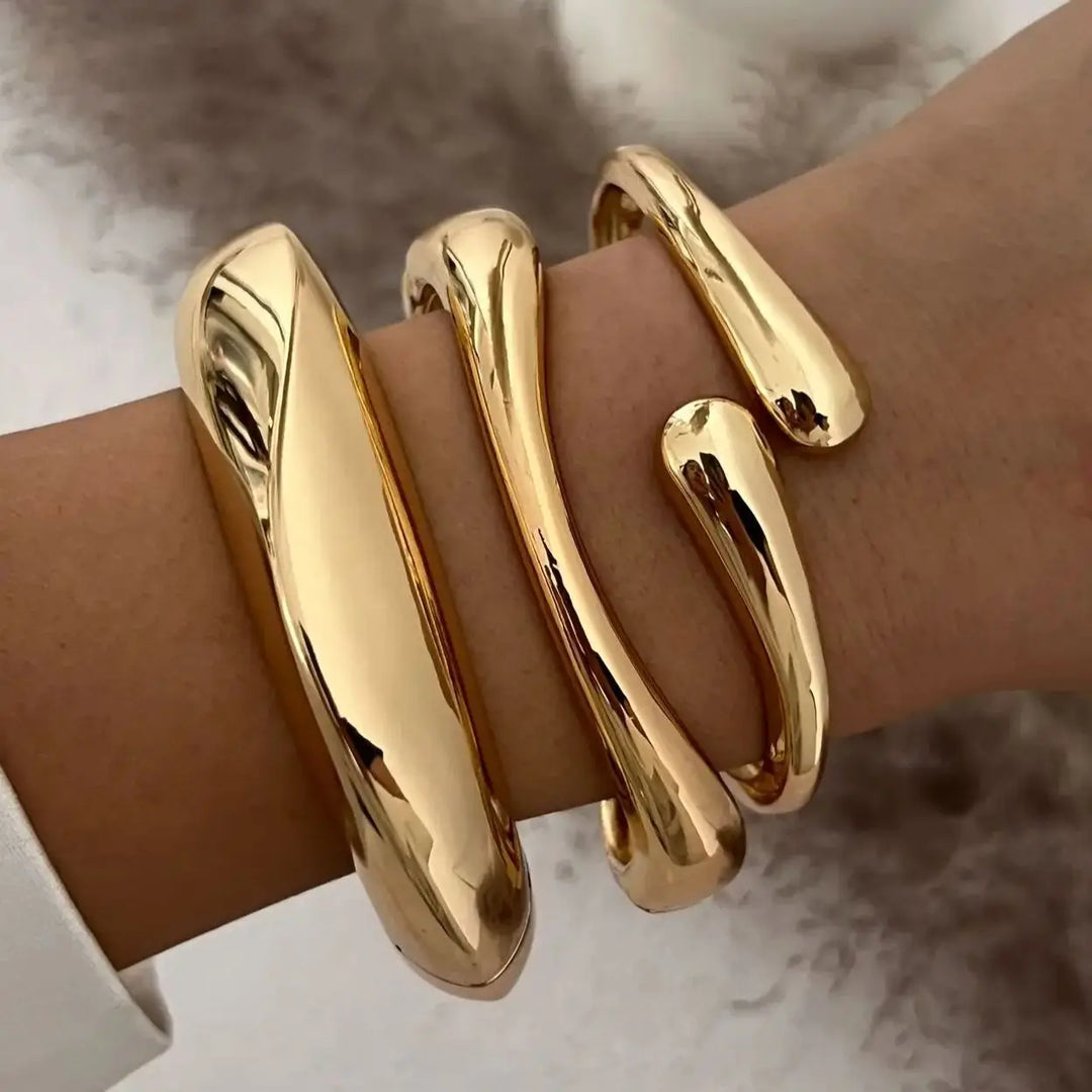 Ciara | Geometrisches Manschettenarmband aus Metall