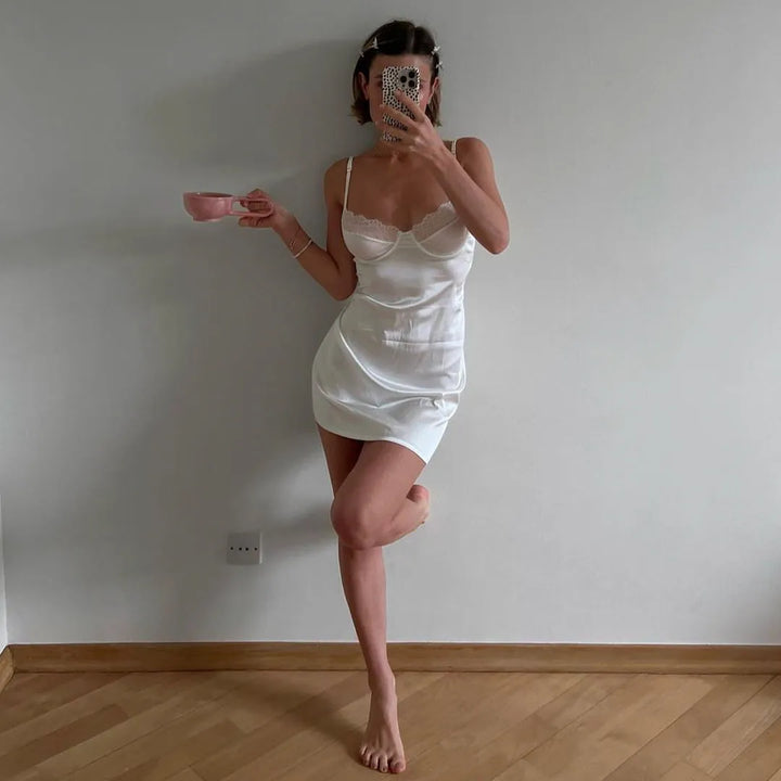 Amelia's™ | Elegantes Nachtgewand – Feminin & Stilvoll